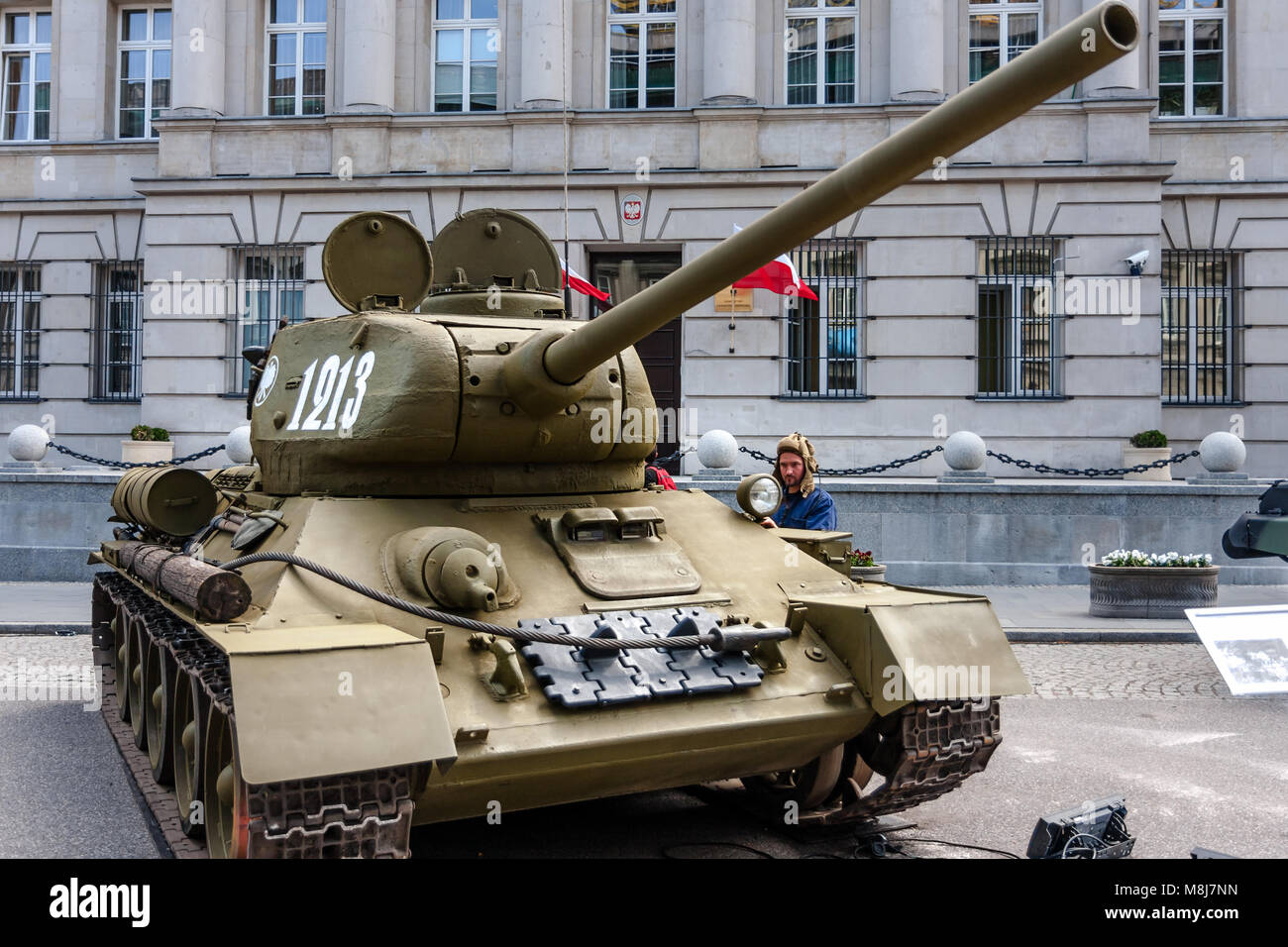 85 sowjetischer Panzer T-34, Version mit größeren 85-mm-Kanone. Die meisten hergestellten Tank des Zweiten Weltkrieges. Öffentliche feiern. Warschau, Polen - Mai 08, 2015 Stockfoto