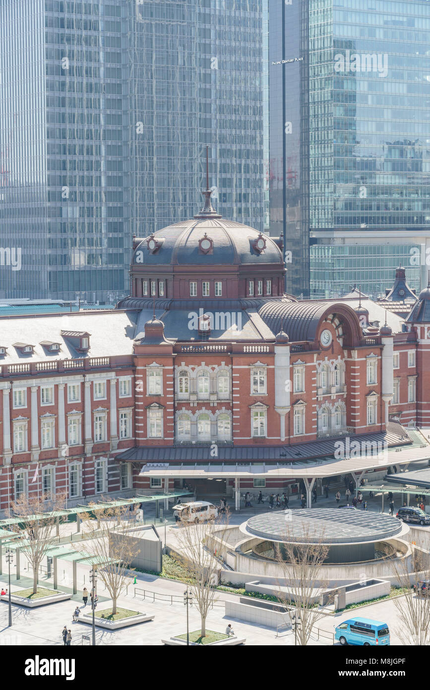 Die Außenseite des Tokyo Station Marunouchi Eingang, Tokio, Tokyo, Japan Stockfoto