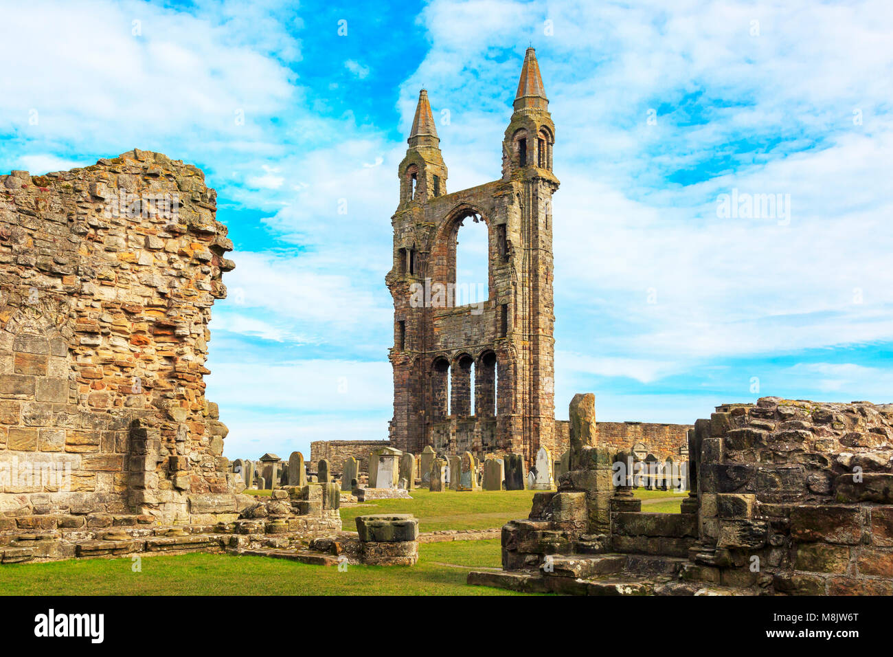 Die Ruinen der St. Andrews Cathedral und Friedhof, St Andrews, Fife, Schottland Stockfoto