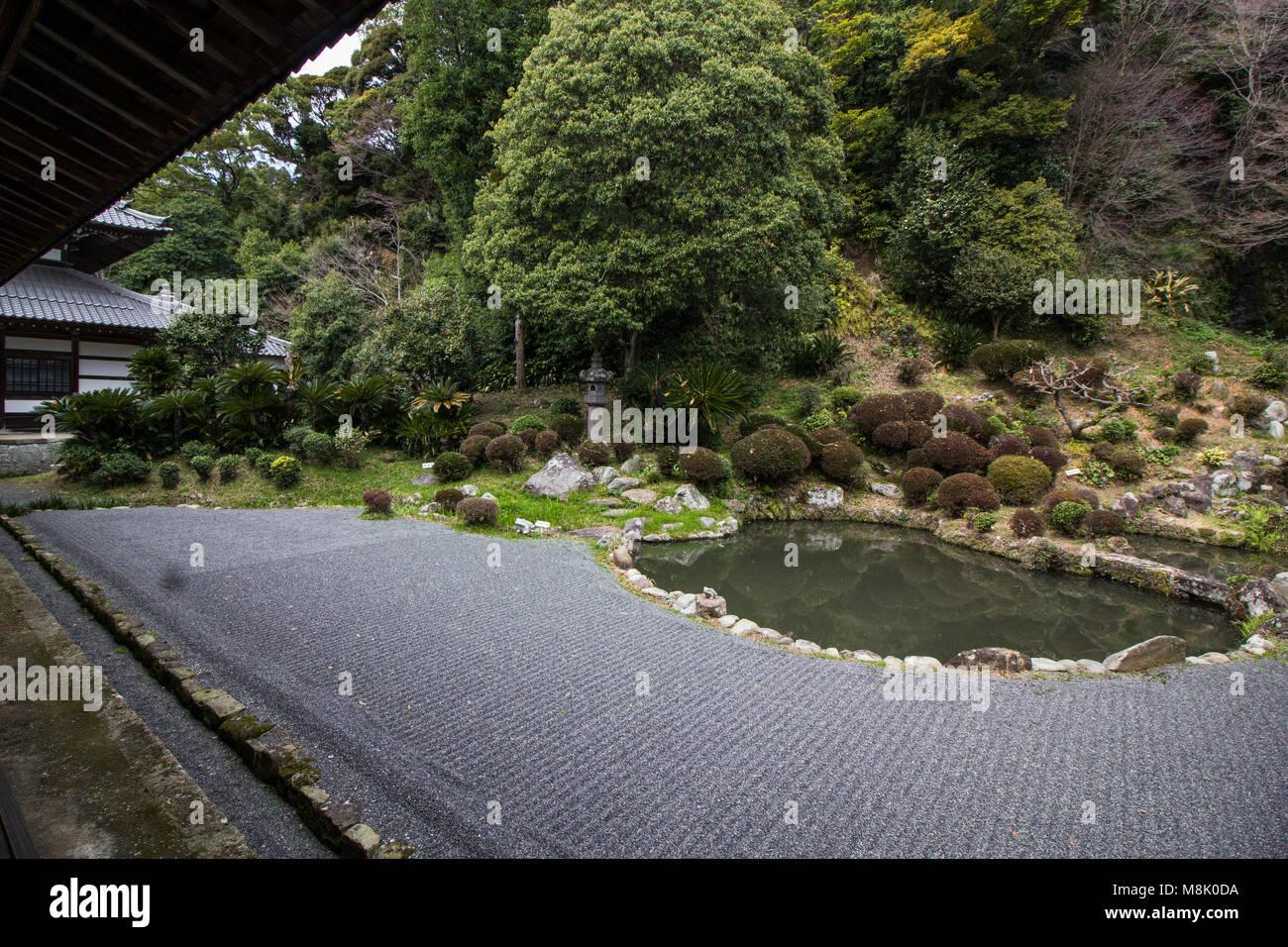 Garten - Seikenji seikenji Tempel ist ein buddhistischer Tempel der Rinzai Sekte in Okitsu Shizuoka. Seikenjiâ €™ â € ™ s Ursprung begann als Ergebnis seiner Lage al Stockfoto