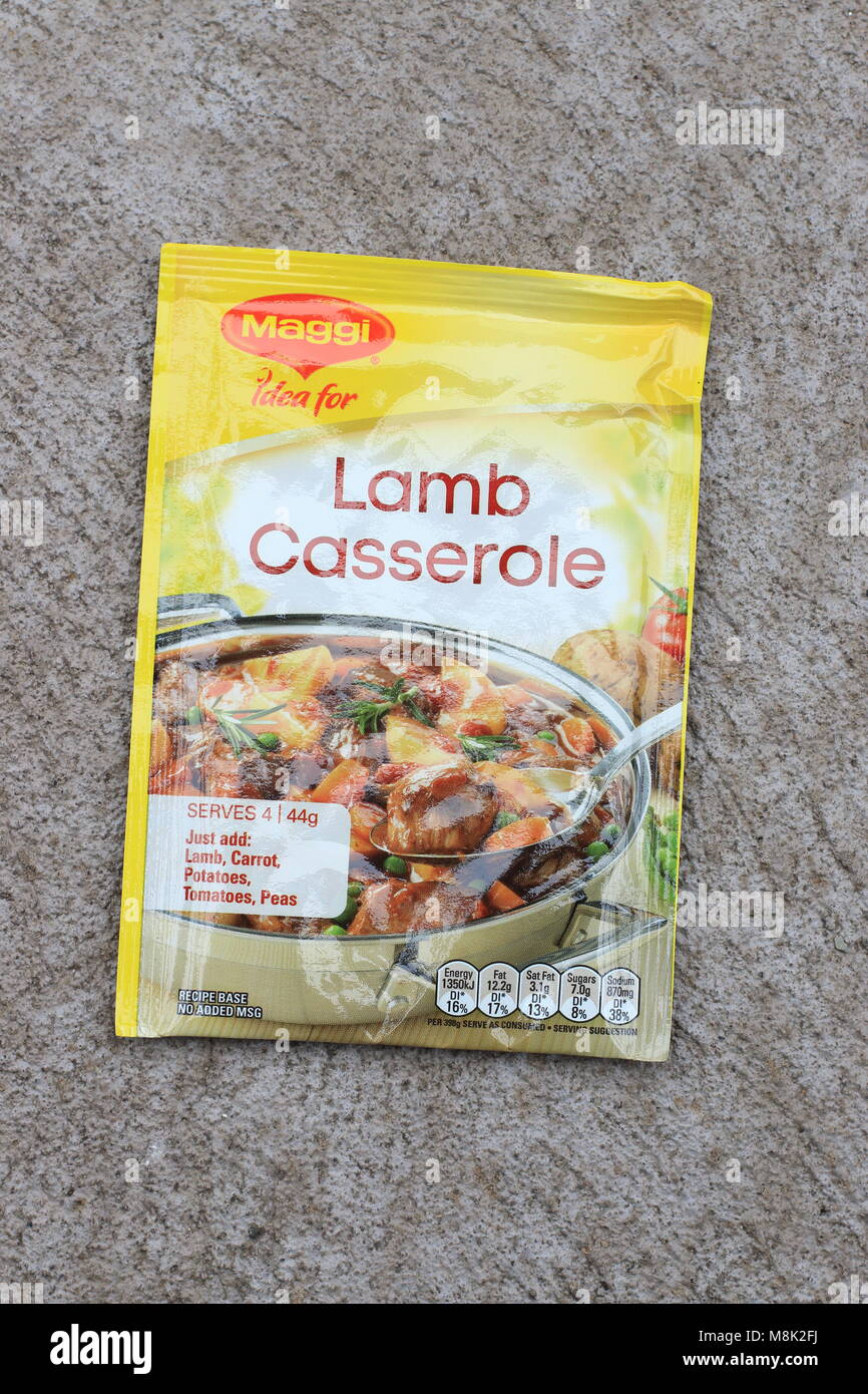 Lamm Auflauf Rezept Basis in ein Paket von Maggi Stockfotografie - Alamy