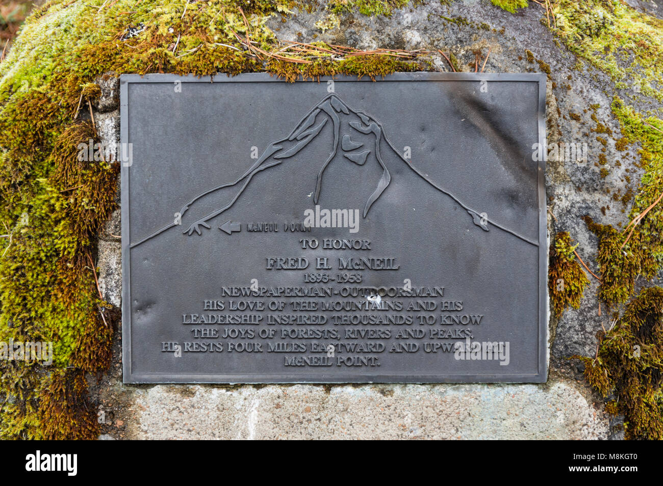 Gedenktafel zur Erinnerung an Fred H. an McNeil McNeil Punkt auf Mt Hood, Oregon begraben Stockfoto