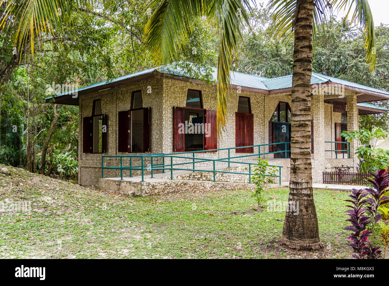 Besucherzentrum am Altun Ha Archäologische finden. Belize, Mittelamerika Stockfoto