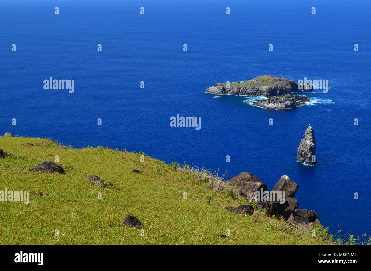 Motu Nui, Motu Iti und Motu Kau kau Vulkaninseln in Rapa Nui (Osterinsel) Stockfoto