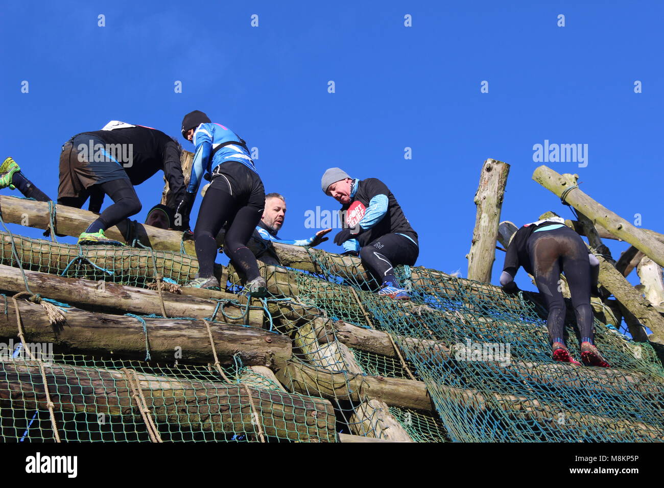 Celebrity Les Dennis, Zoe Williams, Susannah Constantine, Miles Jupp, harter Kerl OCR für Sport Relief Program Berühmt ungeeignet - gelüftet 18. März 21:00 Uhr BBC2 Stockfoto