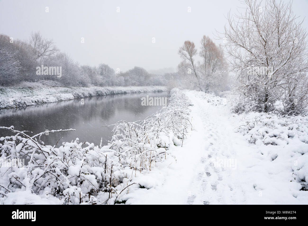 Exeter, Devon, Großbritannien. 18. März 2018. UK Wetter. Riverside Valley Park im Schnee. Credit: Sebastian Wasek/Alamy leben Nachrichten Stockfoto