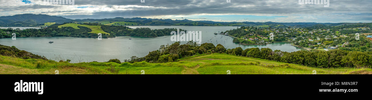 Mangonui Hafen von Rangikapiti Pa, North Island, Neuseeland Stockfoto