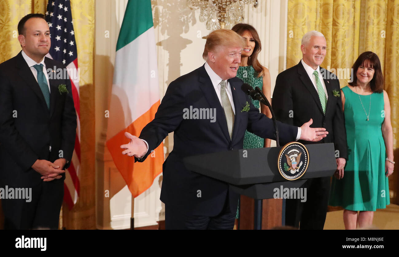 US-Präsident Donald Trump Sprechen während der jährlichen Shamrock Siegerehrung im Weißen Haus in Washington DC, USA. Stockfoto