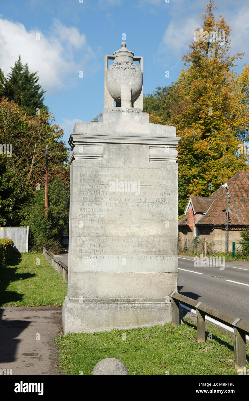 Magna Carta Denkmal an Runnymede, Surrey, England. Stockfoto