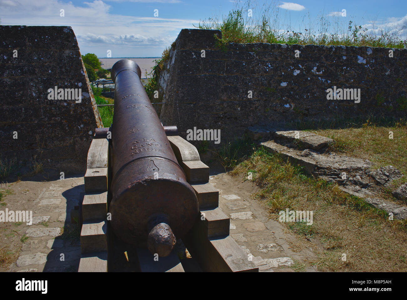 Alte Canon der Zitadelle von Blaye in Frankreich, neue Aquitaine Stockfoto
