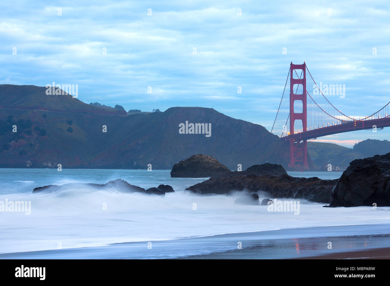 Golden Gate Bridge von Baker Beach, San Francisco, Kalifornien, USA Stockfoto