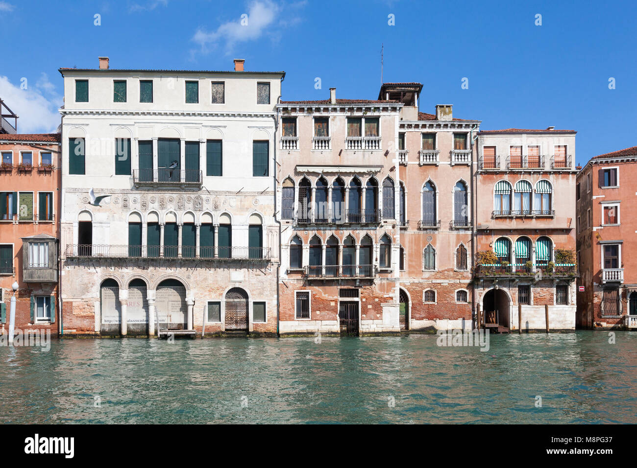 Ca' a Mosto, der älteste Palast auf dem Canal Grande, Casa Dolfin, Palazzo Bollani Erizzo, Grand Canal, Santa Croce, Venedig, Venetien, Italien Stockfoto