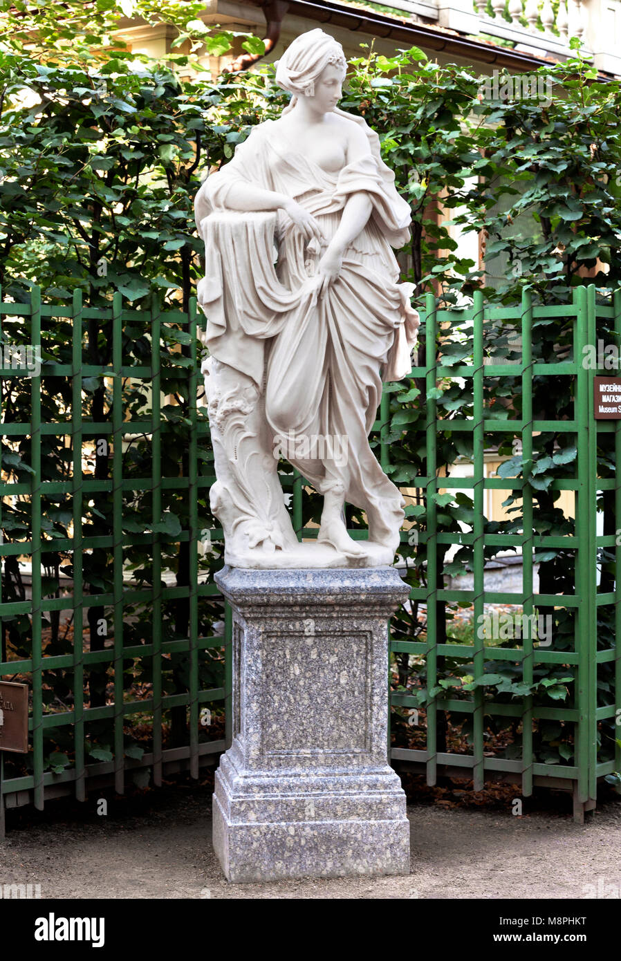Statue der Nymphe des Summer Garden, St. Petersburg Stockfoto