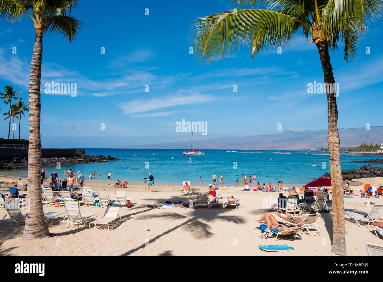 Überfüllte Mauna Lani Strand Big Island Hawaii Stockfoto