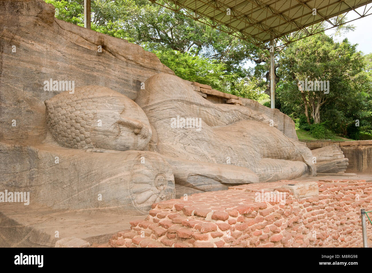 Der liegende Buddha auf Gal Vihara in Polonnaruwa, Sri Lanka. Stockfoto