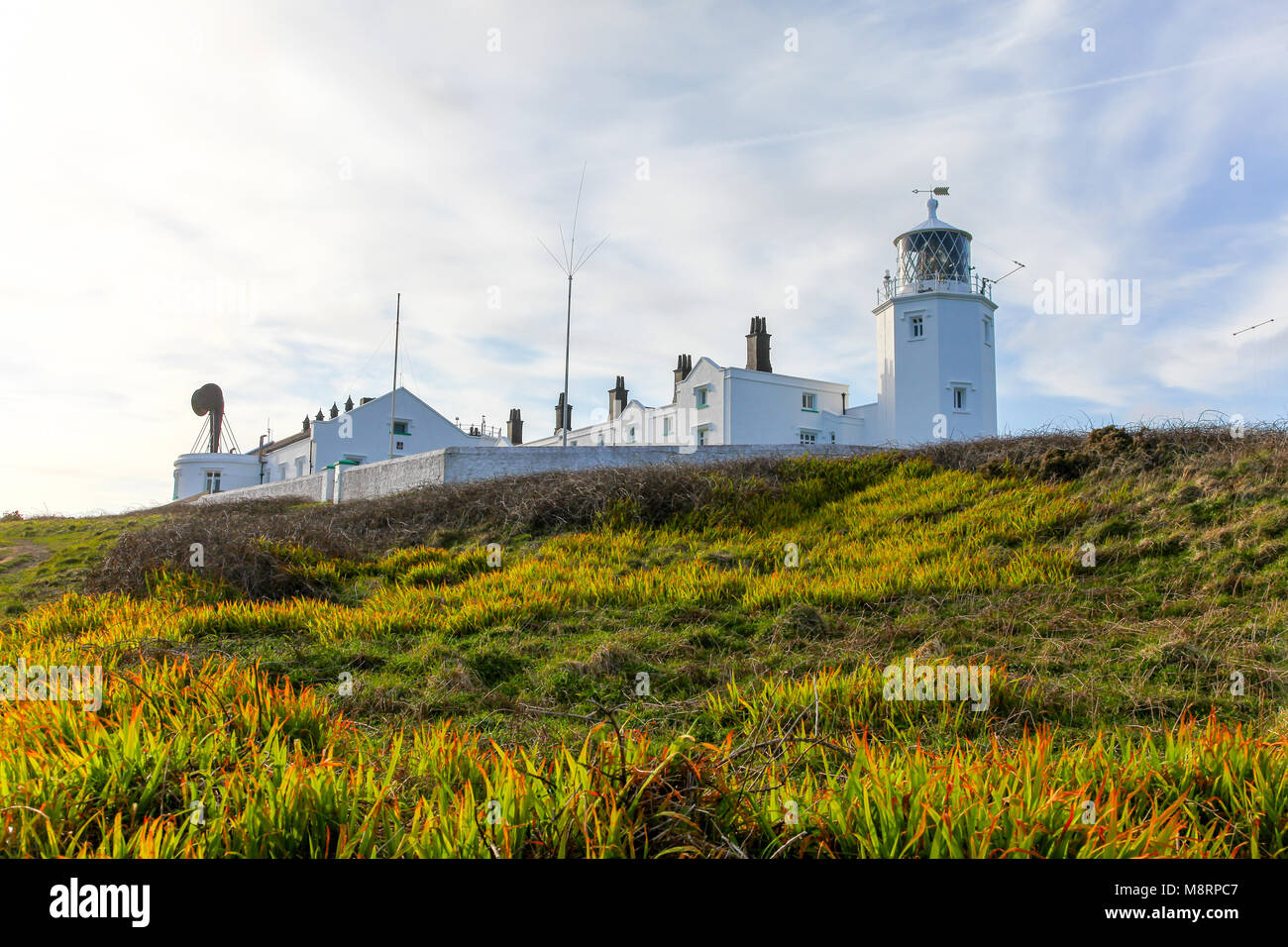 Die Eidechse Leuchtturm gebaut, im Jahre 1751, ist ein Leuchtturm am Lizard Point auf der Lizard Halbinsel, Cornwall, South West England, Großbritannien Stockfoto