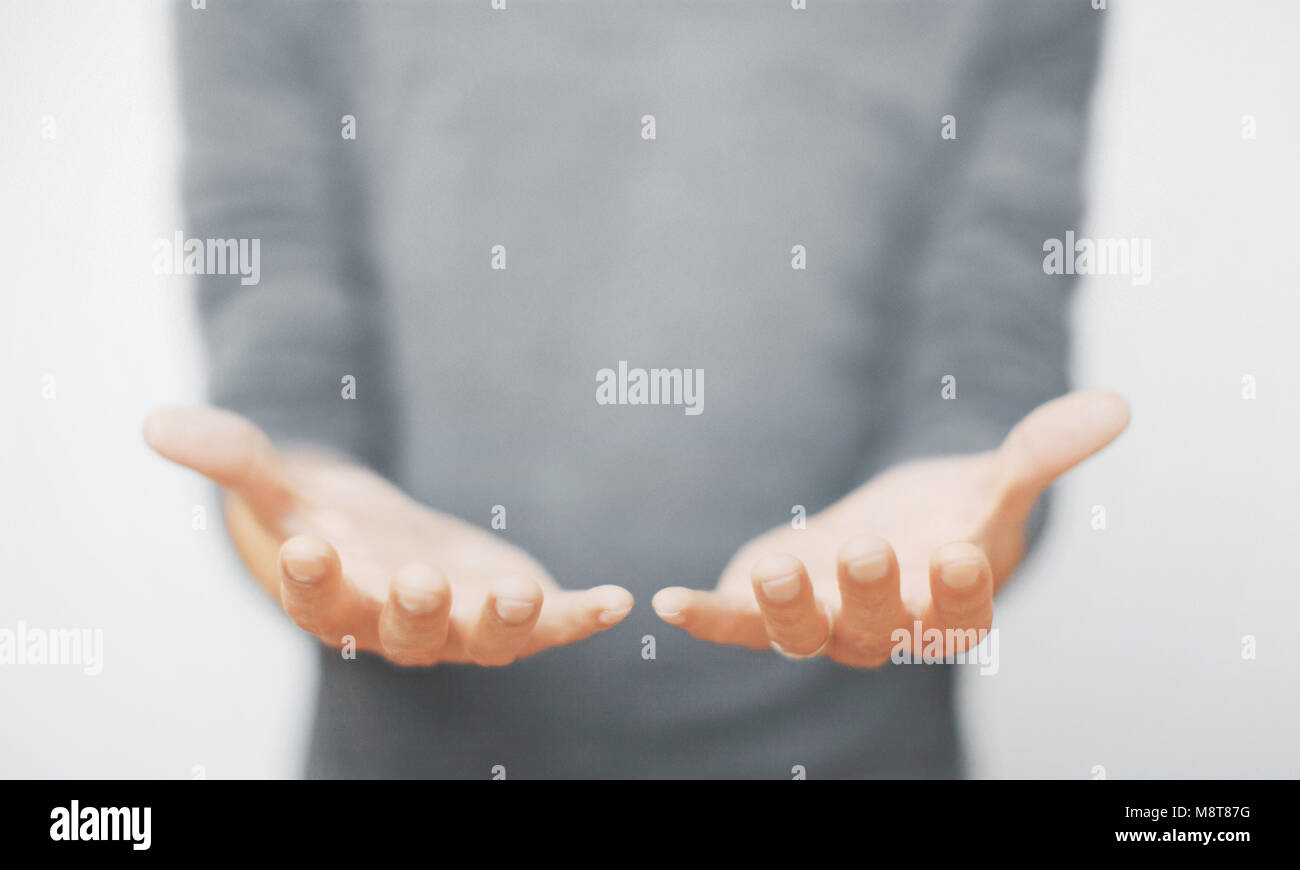 Offene Hände, etwas zu geben oder zu holen, Konzept Stockfoto