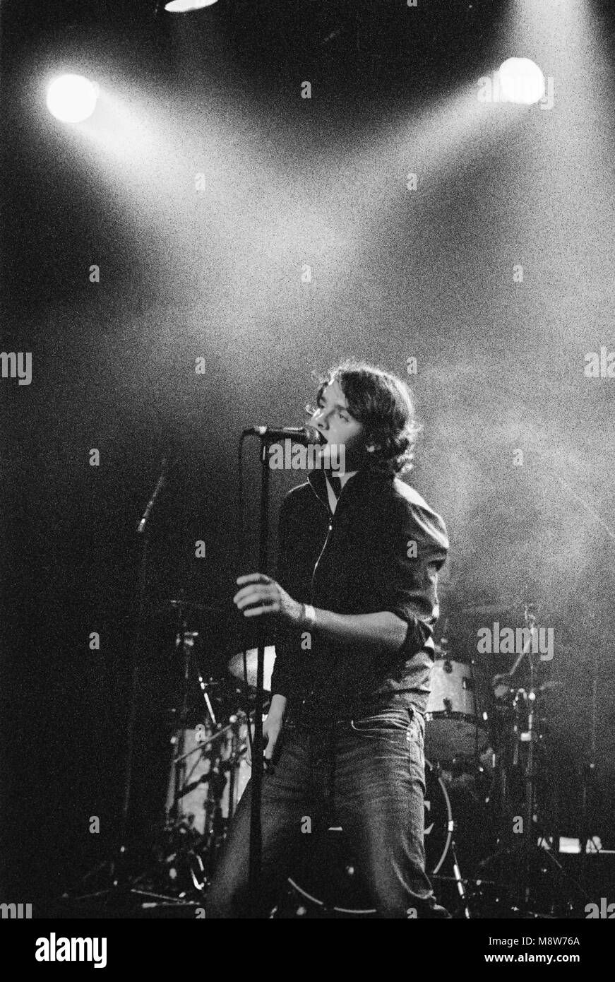 Tom Chaplin, Sänger der englischen Band Keane am 8. Juli 2004, Melkweg Lijnbaansgracht, Amsterdam, Niederlande Stockfoto