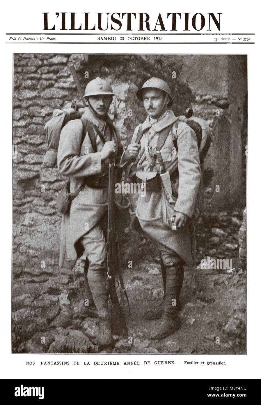 WW 1 Französische Infanterie Soldaten für ein Foto im Jahre 1915 "Unsere Infanterie im zweiten Jahr des Krieges posiert' Stockfoto