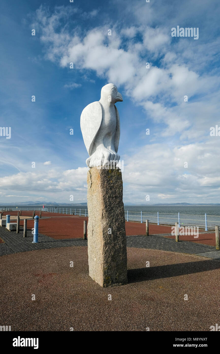 Seagull Statue auf dem Stein Mole in Morecambe in Lancashire Stockfoto