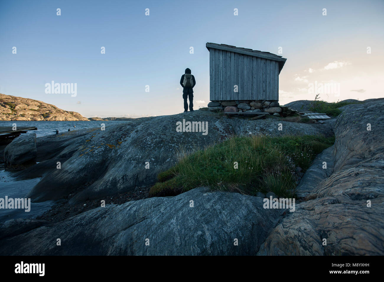 Wanderer entdecken schwedischen Insel, Tjorn, Schweden 2016 Stockfoto