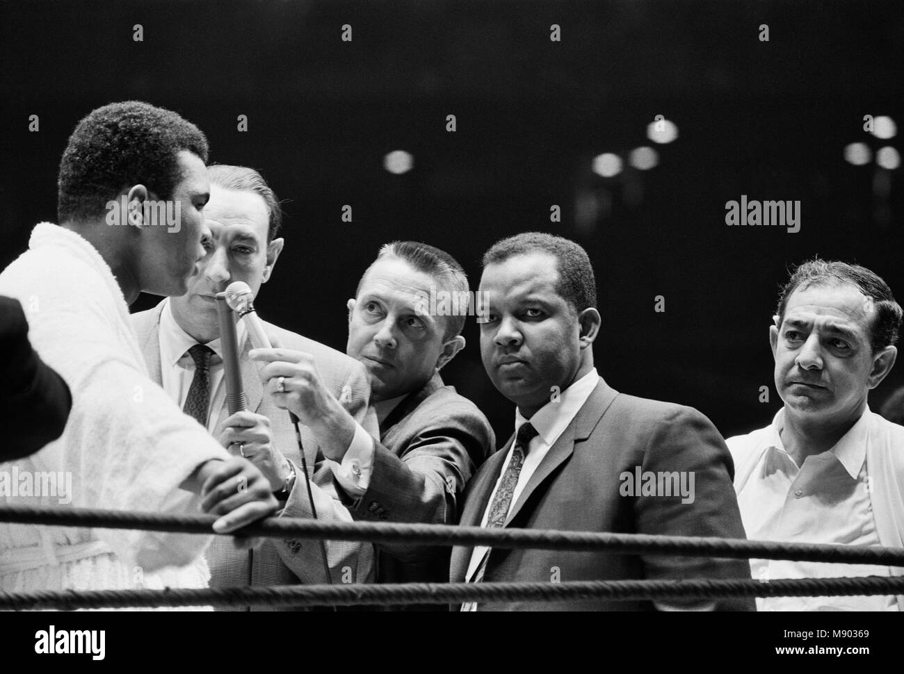 In welchen Jahren wurde Muhammad Ali Weltmeister? In welchen Jahren wurde Muhammad Ali Weltmeister?