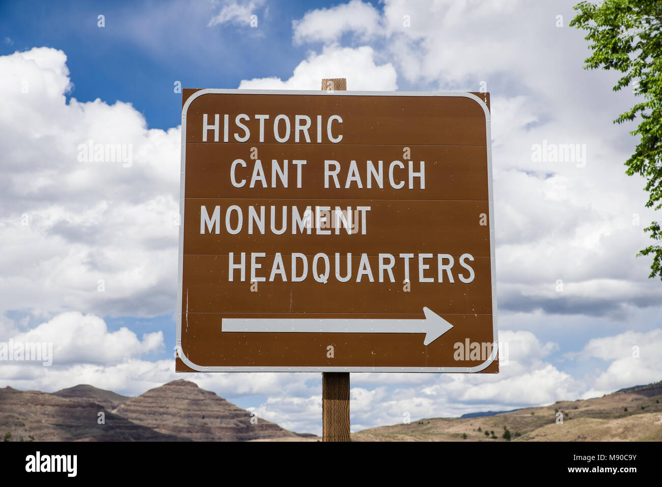 Zeichen für die Ranch kann nicht Gebäude jetzt Sitz für das John Day Fossil Beds National Monument. Stockfoto