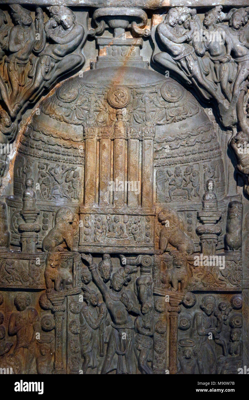 National Museum von Indien, Delhi. Anbetung des Stupa. Ikshvaku, 3. Jahrhundert n. Chr. Nagarjunakonda, Andhra Pradesh. Kalkstein. Detail. Indien. Stockfoto