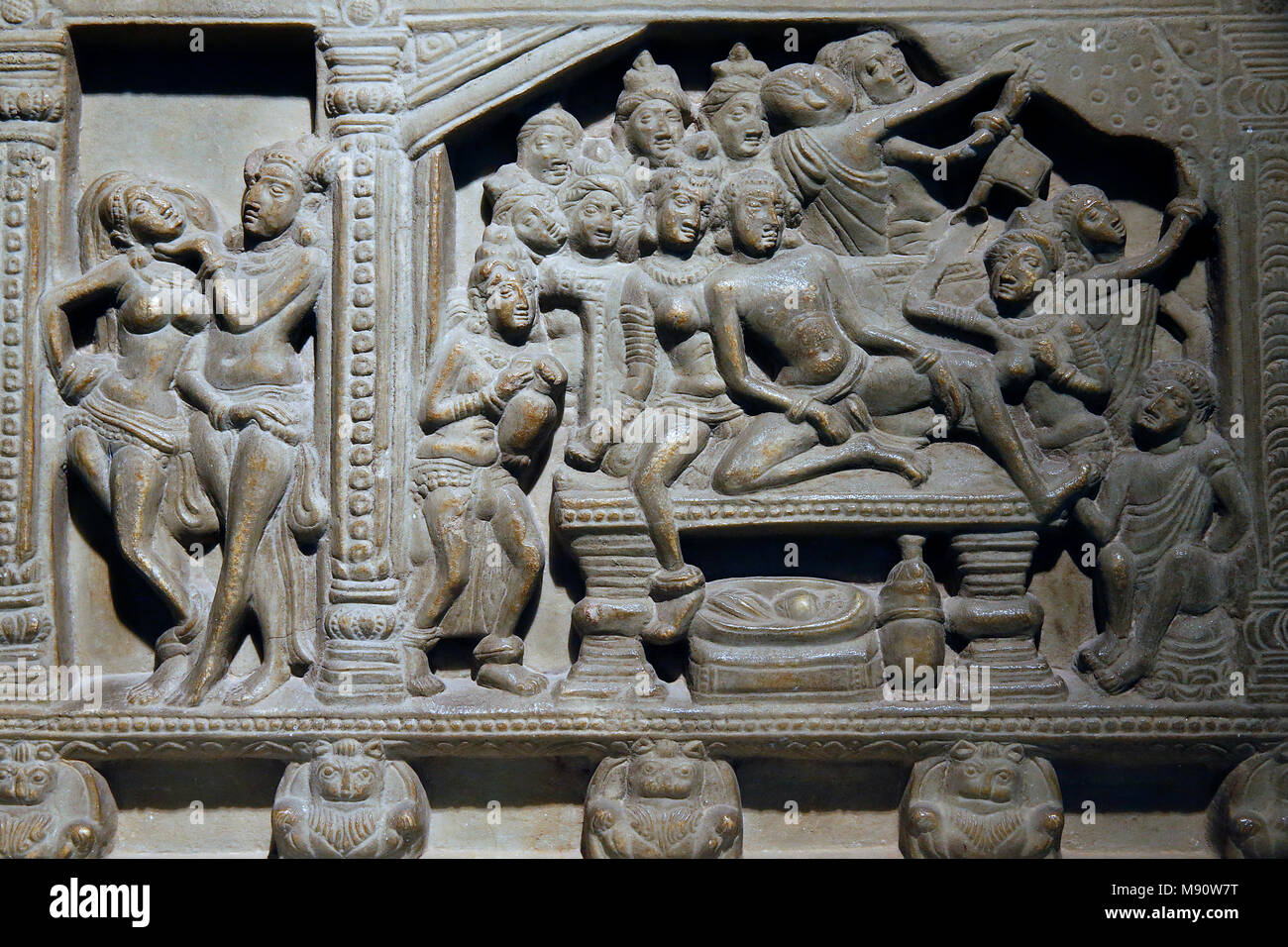 National Museum von Indien, Delhi. Ayaga Fries mit Szenen aus dem Leben des Buddha und der Jakatas. Ikshvaku, 3. Jahrhundert n. Chr. Nagarjunakonda, und Stockfoto