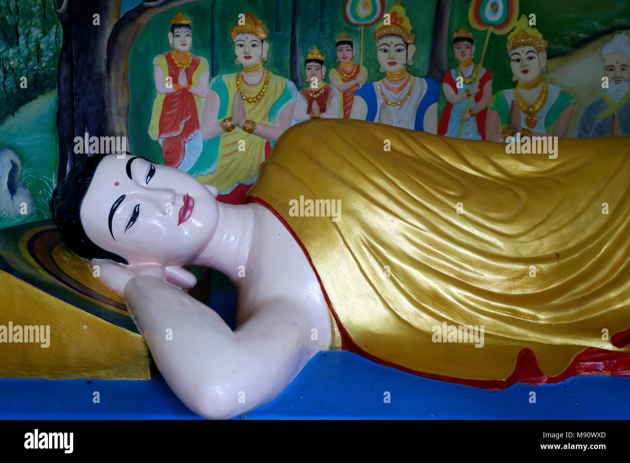 Sung Hung Pagode. Liegenden Buddha Statue. Nach 45 Jahren des Dharma, die Lehre des Buddha in Parinirvana. Phu Quoc. Vietnam. Stockfoto