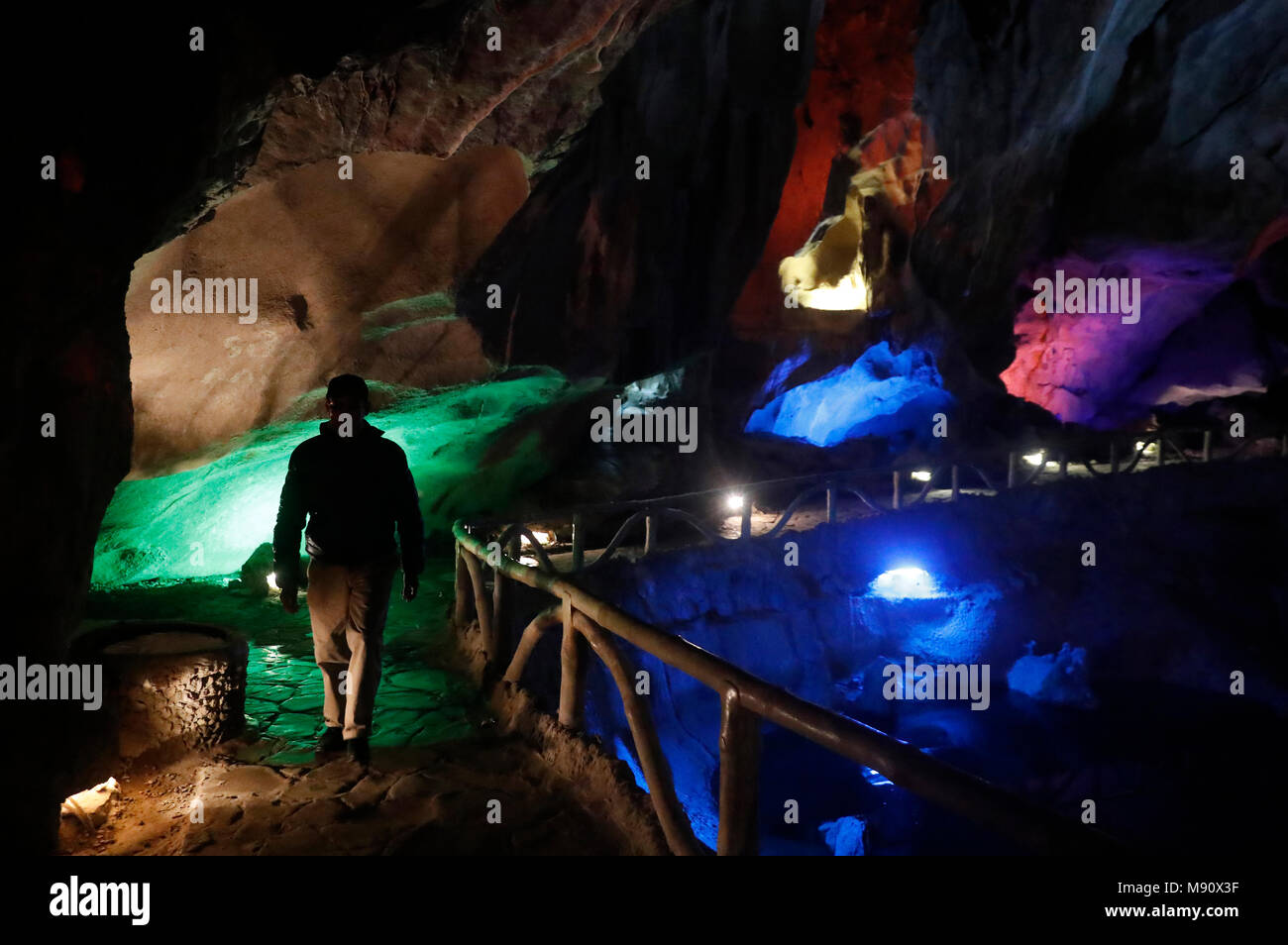 Tam Thanh Höhle. Lang Sohn. Vietnam. Stockfoto