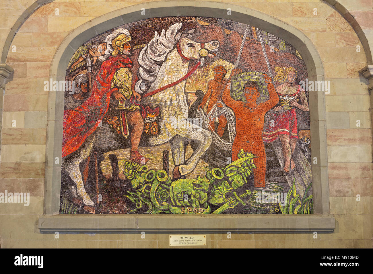 Julius Caesar kommt in Genf - Die alten Arsenal - eine Reihe von Mosaik Szenen, die jeweils mit einem anderen Moment in der Geschichte von Genf Stockfoto