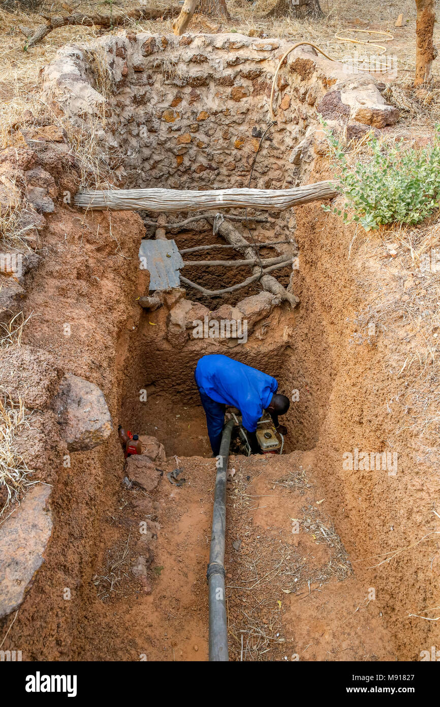 UBTEC NRO in einem Dorf in der Nähe von Ouahigouya, Burkina Faso. Wasserloch. Stockfoto