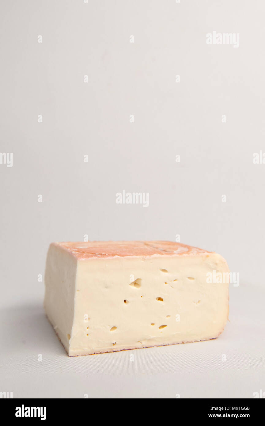 Taleggio, halb weichen italienischen Käse aus Lombady region Stockfoto