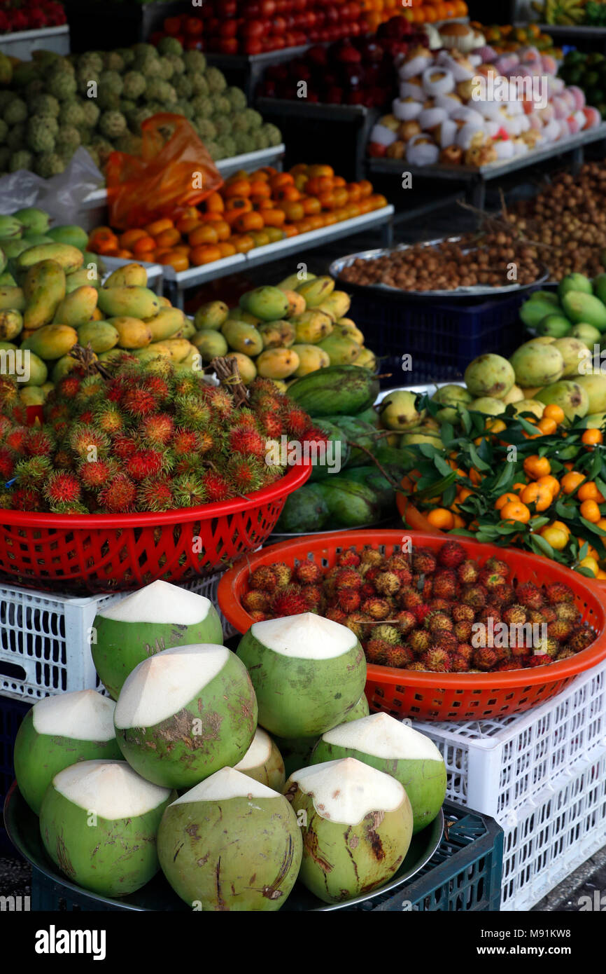 Morgen Markt in Duong Dong Stadt. Tropische Früchte. Phu Quoc. Vietnam. Stockfoto