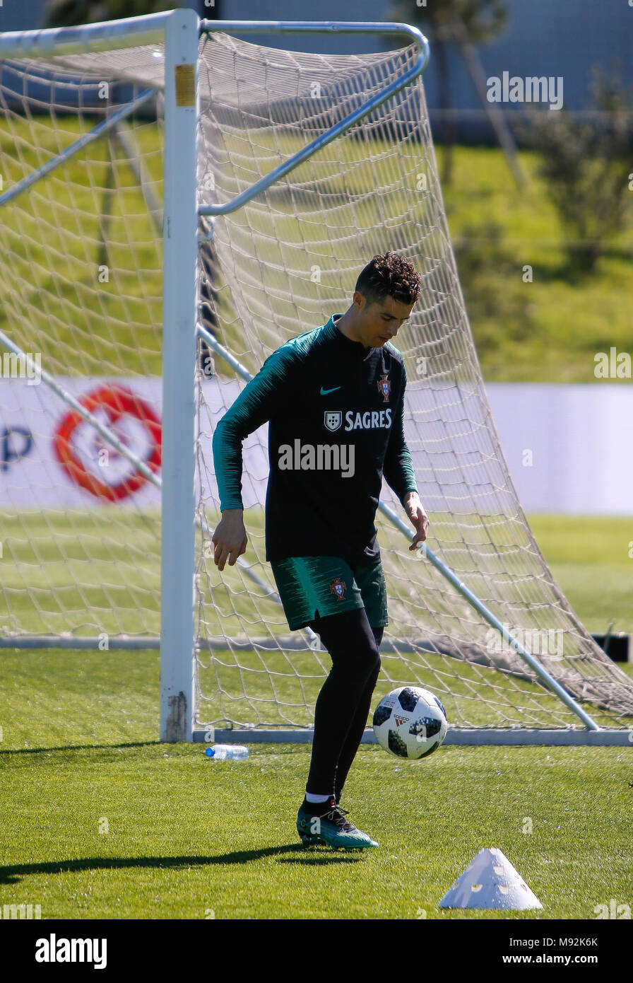 Portugal, Cristiano Ronaldo während der Schulung bei Cidade do Futebol Trainingslager in Oeiras, am 21. März 2018, vor dem Freundschaftsspiel. Stockfoto