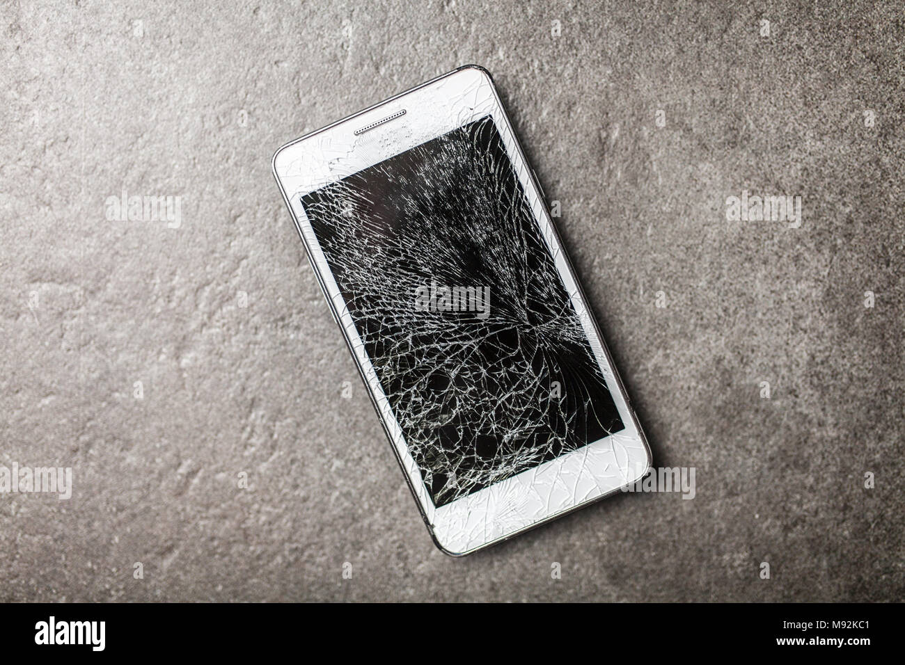 Smartphone mit gebrochenen Bildschirm Stockfoto