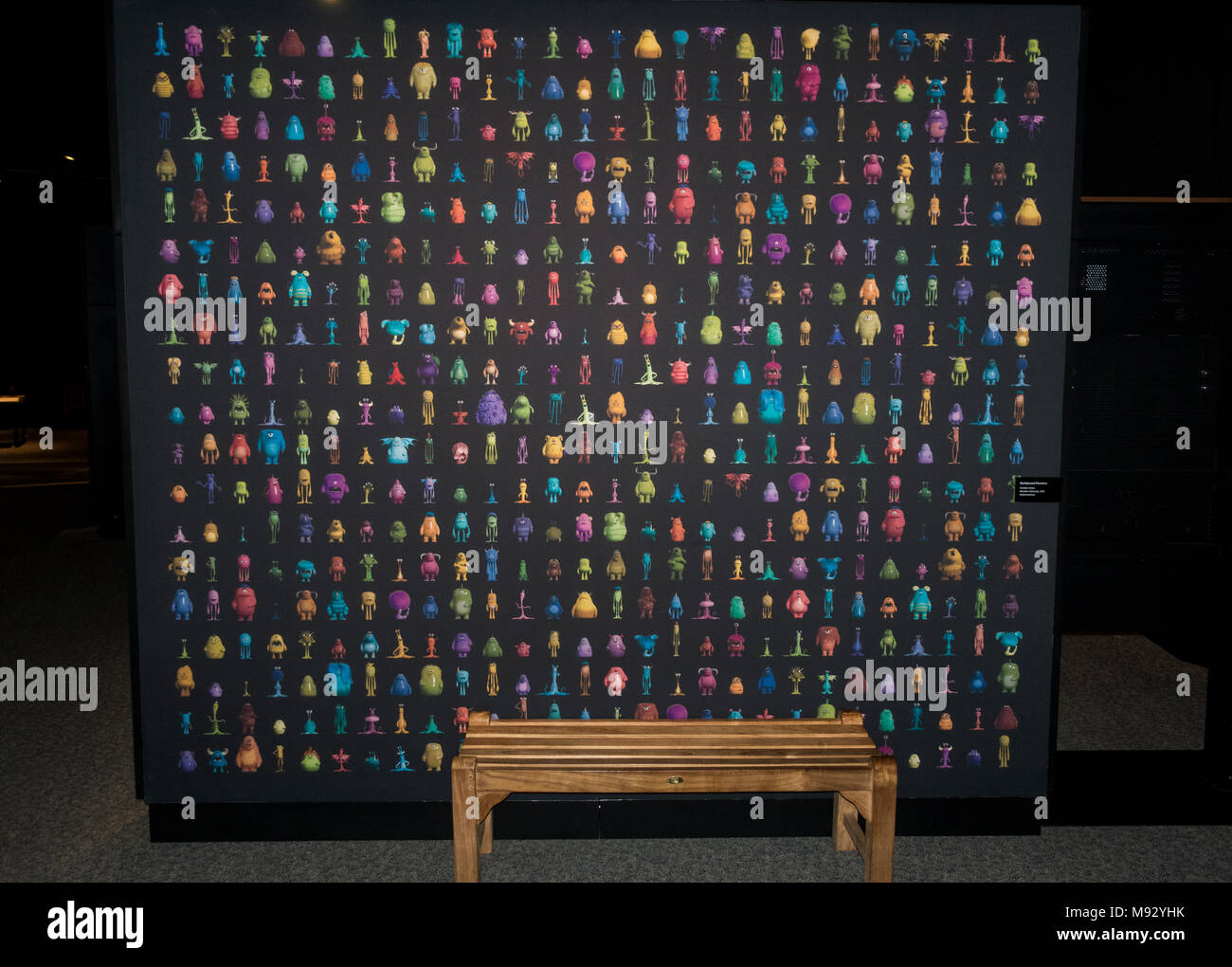 Jumbo Display Poster Von Hintergrund Monster In Die Pixar Animation Studios Und Disney Filme Gesehen Im Science Museum St Paul Minnesota Mn Usa Stockfotografie Alamy