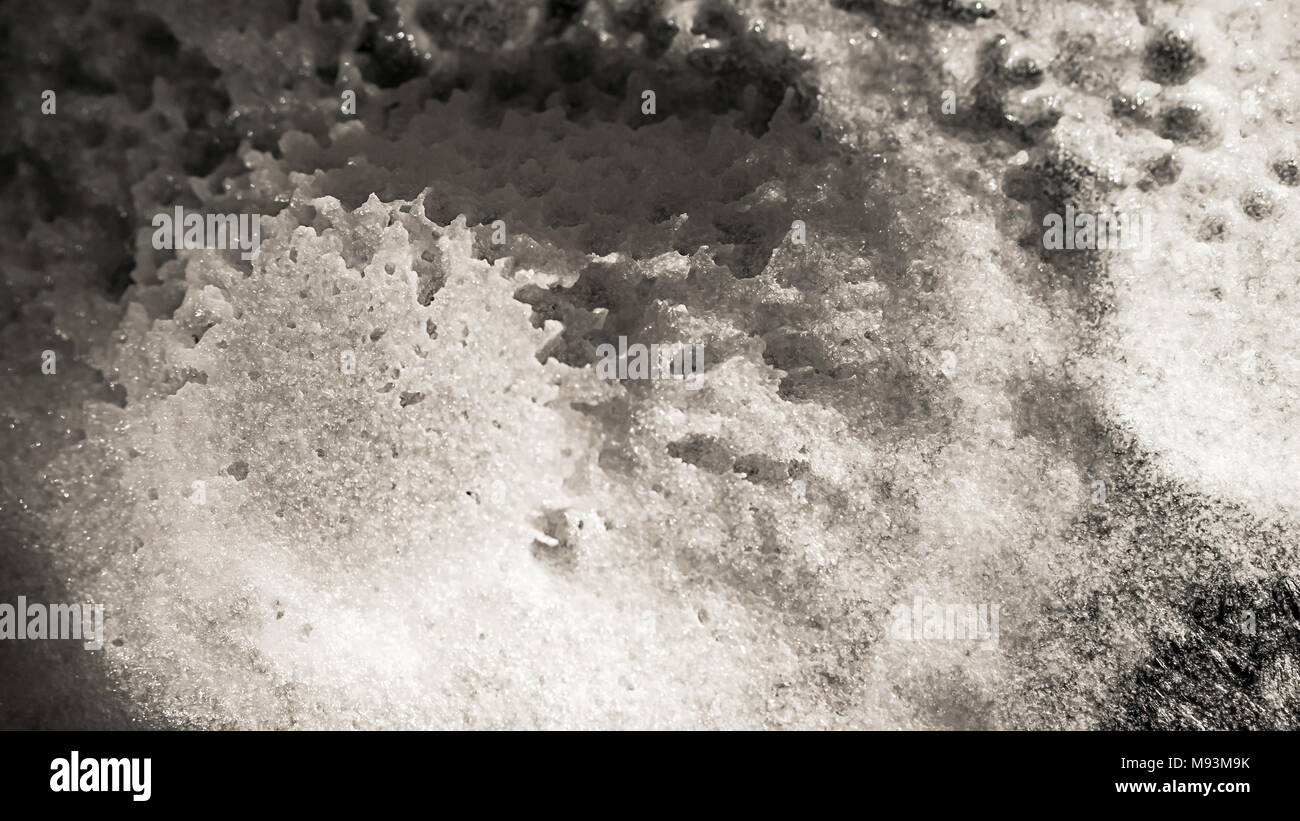Abstrakte außerirdische Landschaft. Natron; Essig chemische Reaktion  Produkt, Natriumacetat, heißes Eis Stockfotografie - Alamy