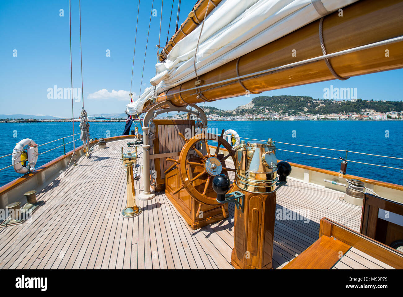 Die Atlantic Yacht im Hafen von Zakynthos, Griechenland Stockfoto