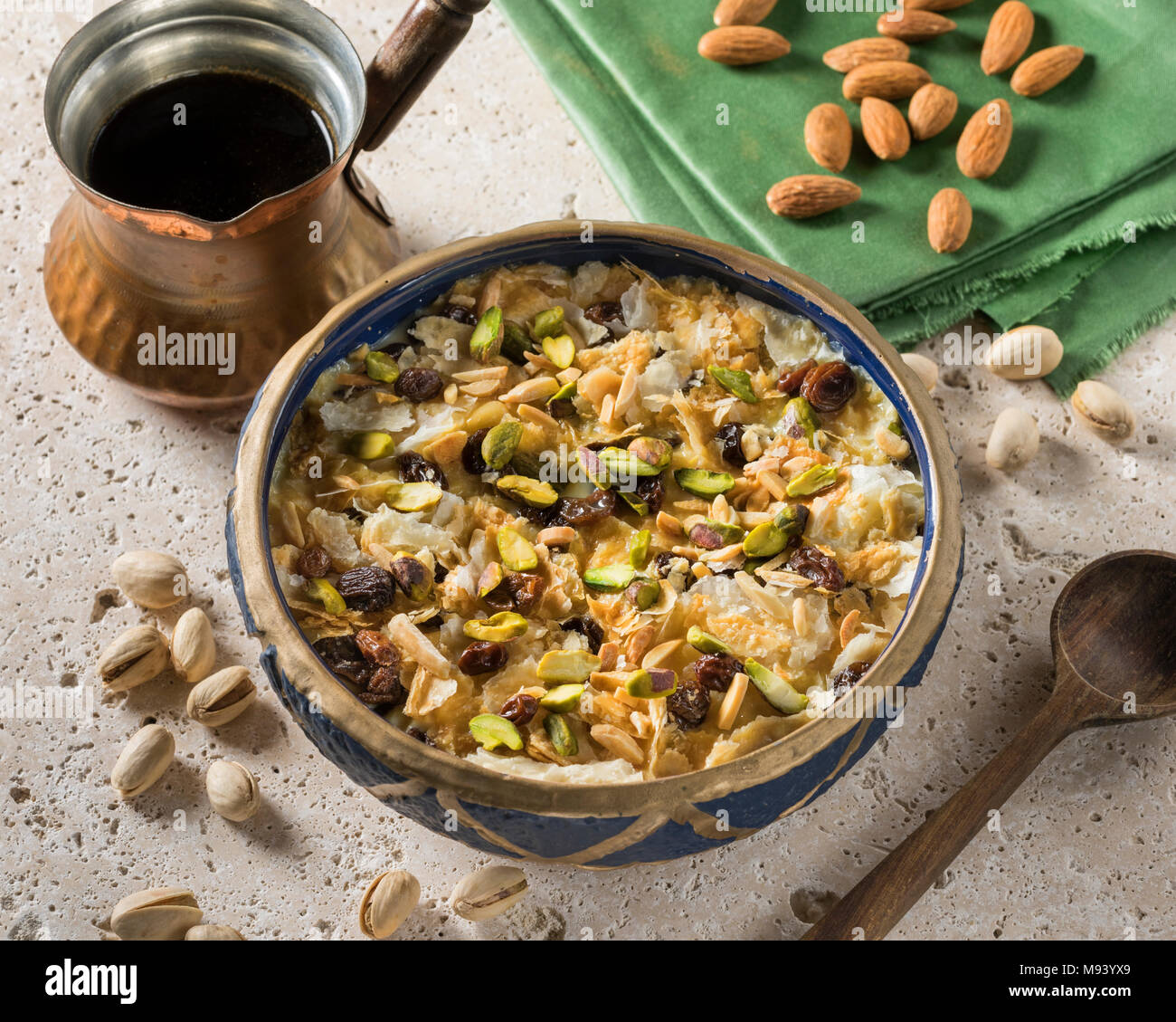 Umm Ali. Ägyptischer Dessert. Ägypten Essen Stockfoto