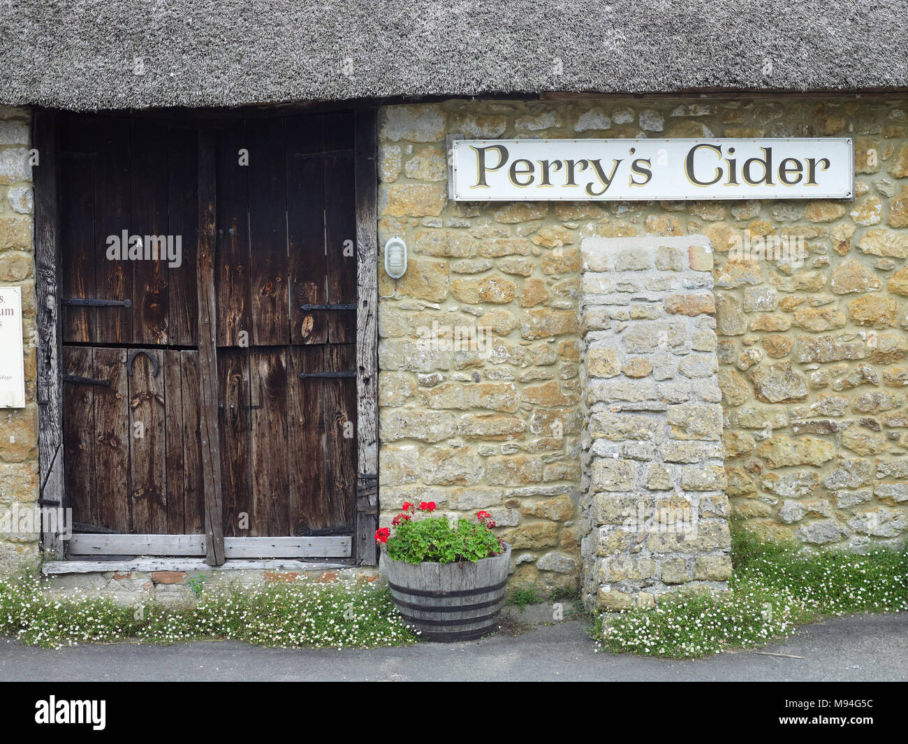 Perry's Apfelwein Bauernhof Somerset. Den traditionellen Apfelwein Farm und Shop. Stockfoto