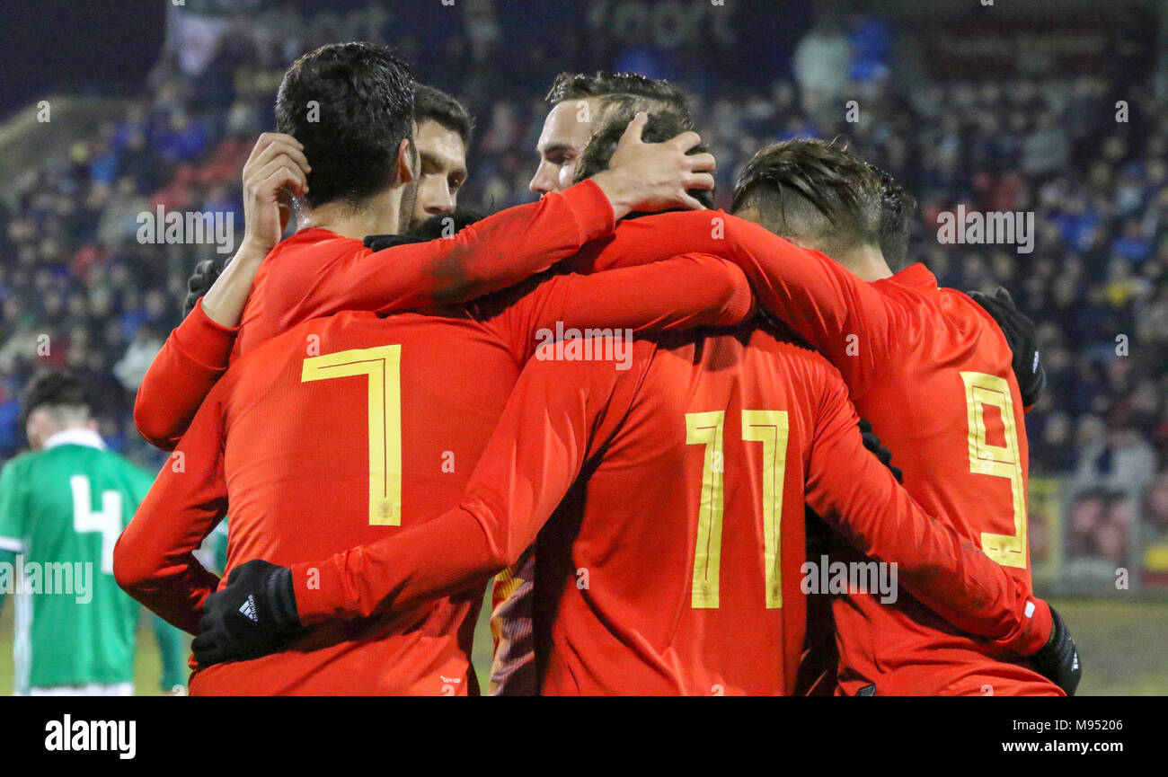 Shamrock Park, Portadown, Nordirland Großbritannien. 22. März 2018. Internationaler Fußball - 2019 UEFA unter 21 WM Qualifikation - Gruppe 2 - Nordirland gegen Spanien. Spanien feiern Mikel Oyarzabal (11) Zweites Ziel. Quelle: David Hunter/Alamy Leben Nachrichten. Stockfoto