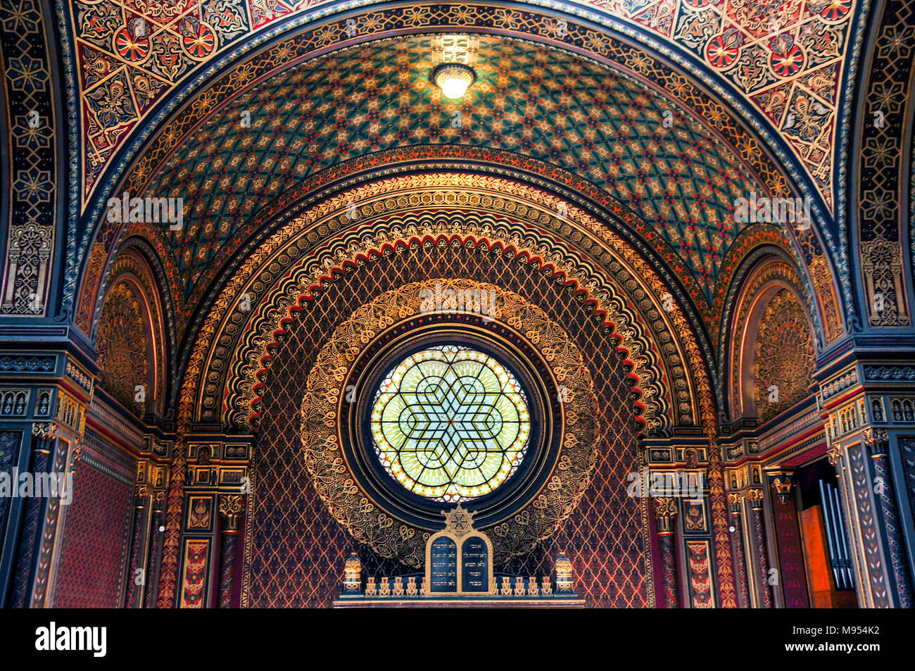 Die Spanische Synagoge in Prag. Wiederbelebung der maurischen Architektur. Stockfoto