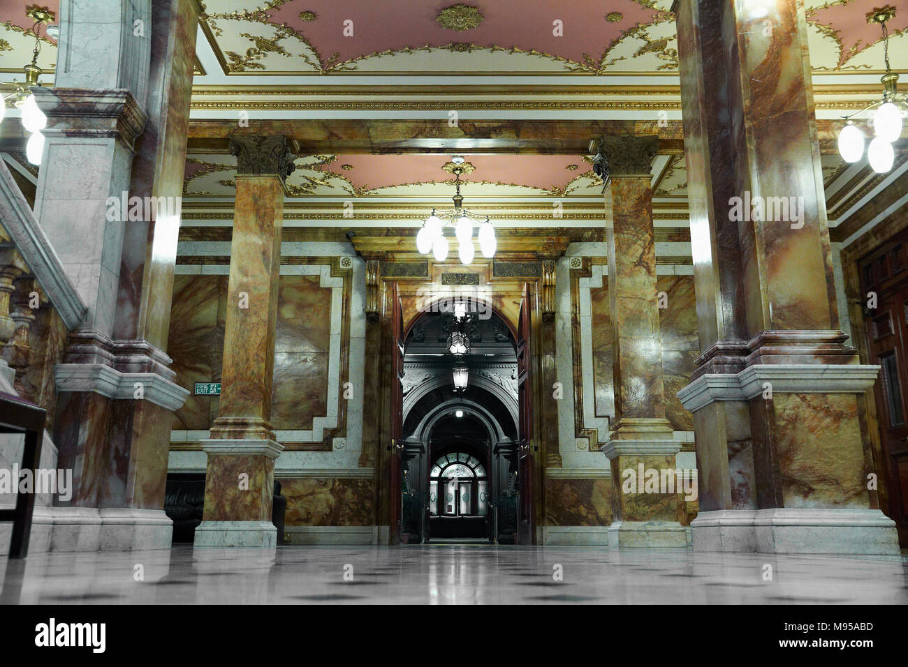 Glasgow City Chambers Marmortreppe Eingang Stockfoto