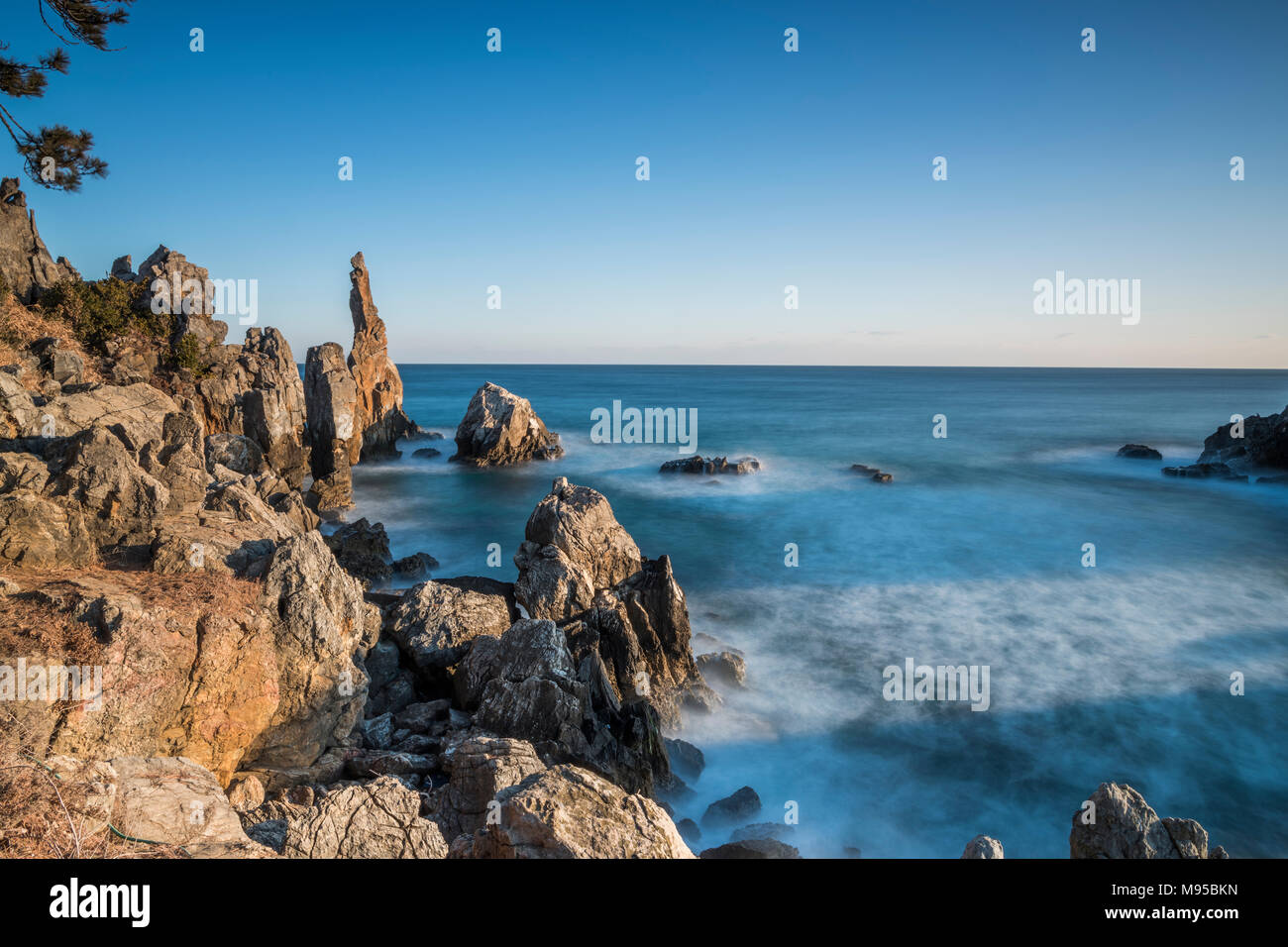 Chuam Chotdaebawi Rock, Chotdaebawi-Gil, Donghae-Si, Gangwon-do South Kore Stockfoto