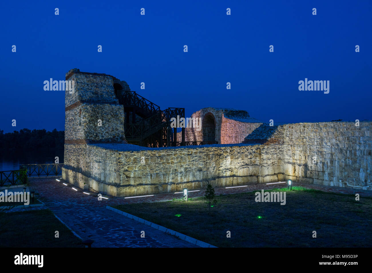 Römischen Militärs schloss Dimum bei Nacht, Bulgarien Stockfoto