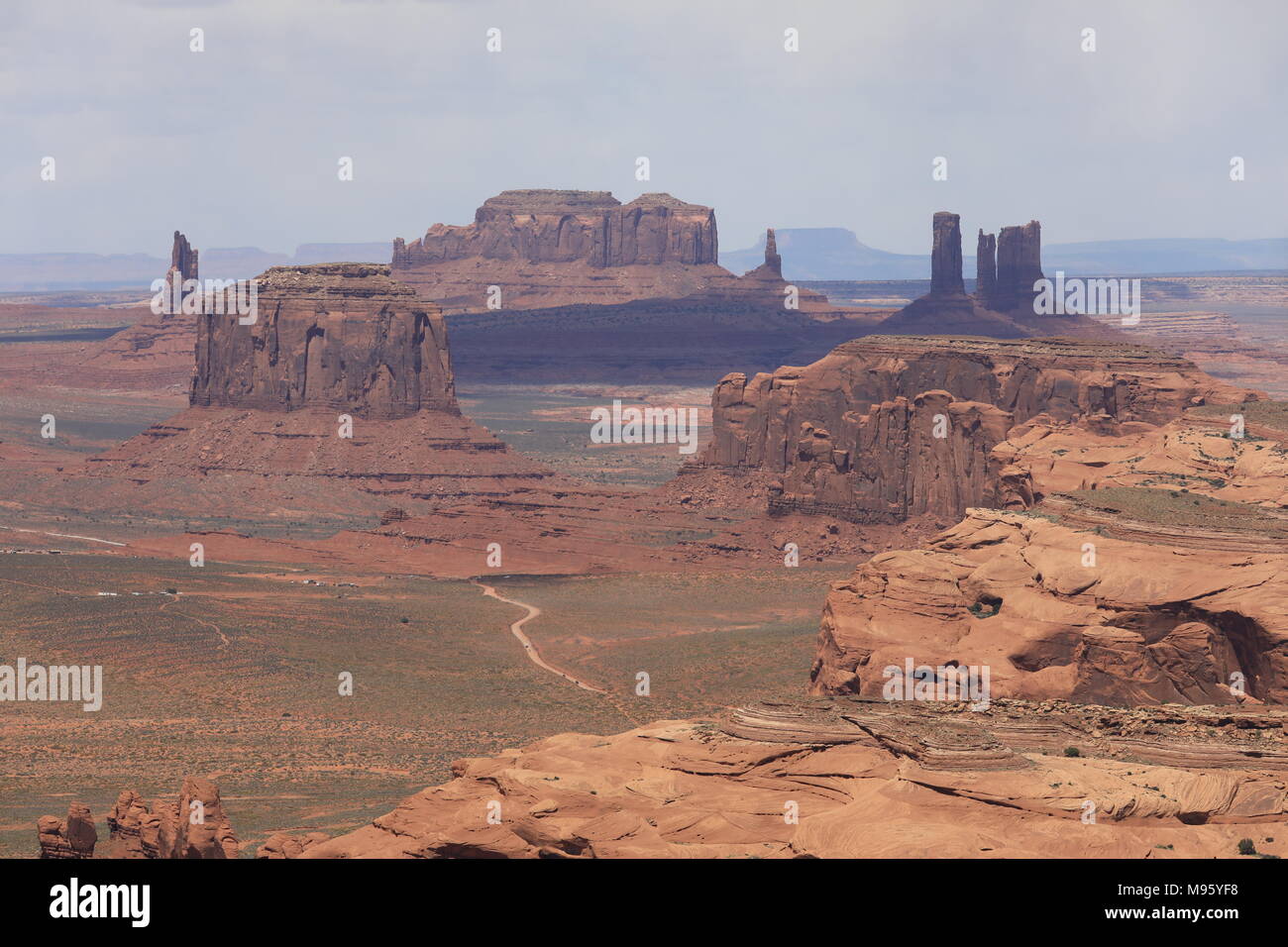 Monument Valley von Jagden Mesa gesehen Stockfoto