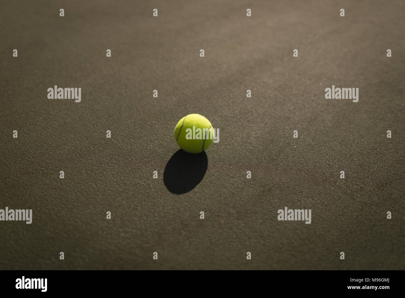 Tennis ball in der Tennisplatz Stockfoto