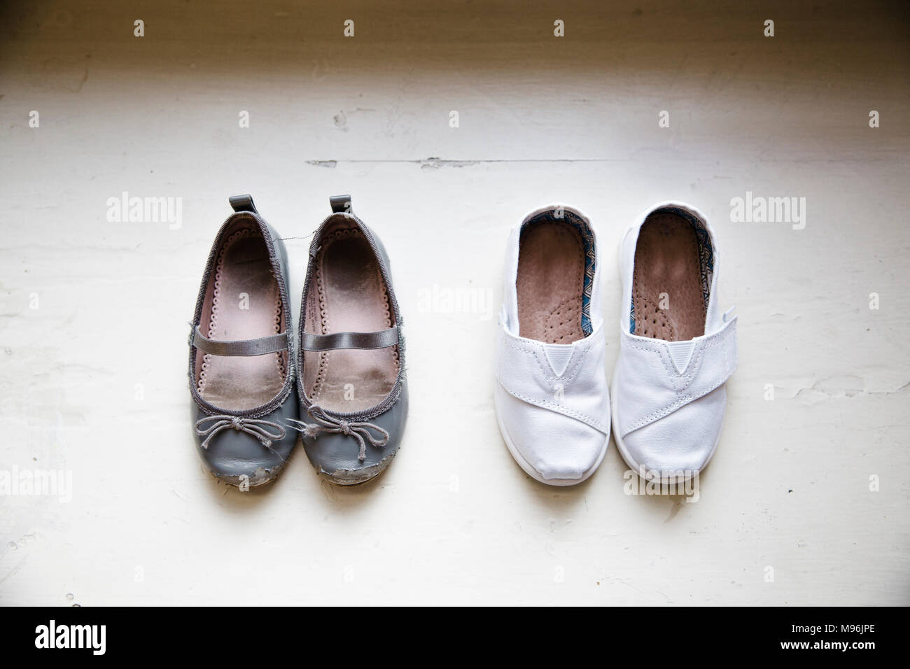 Zwei Paar Schuhe Stockfoto